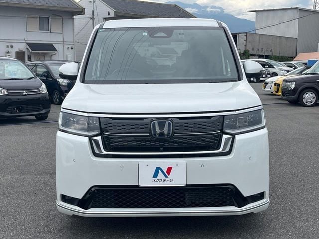 HONDA STEPWAGON e:HEV SPADA 2023
