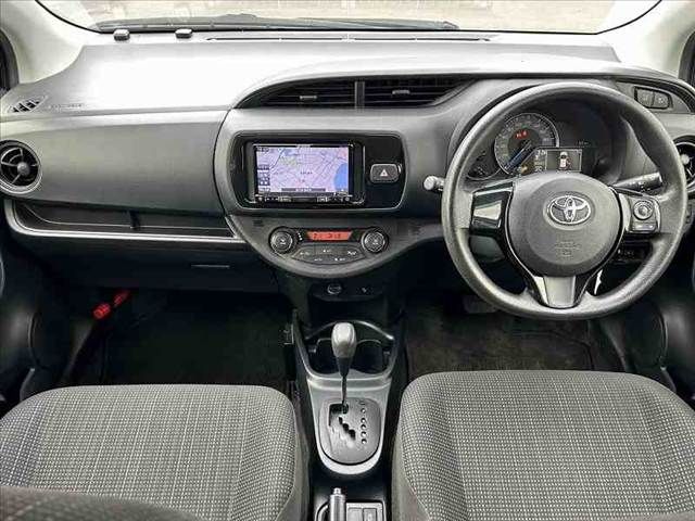 TOYOTA VITZ HYBRID 2018