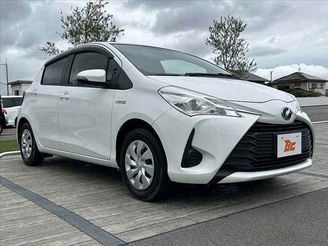 TOYOTA VITZ HYBRID 2018
