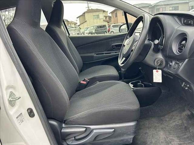 TOYOTA VITZ HYBRID 2018