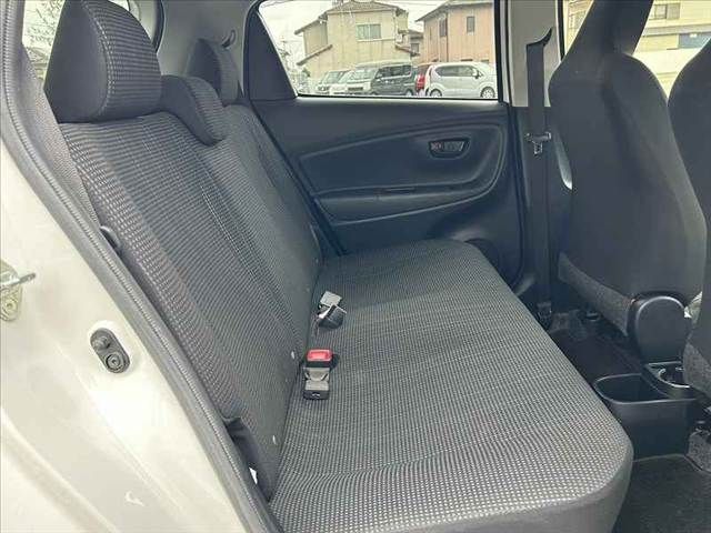 TOYOTA VITZ HYBRID 2018