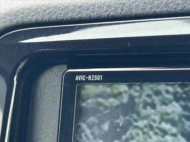 TOYOTA VITZ HYBRID 2018