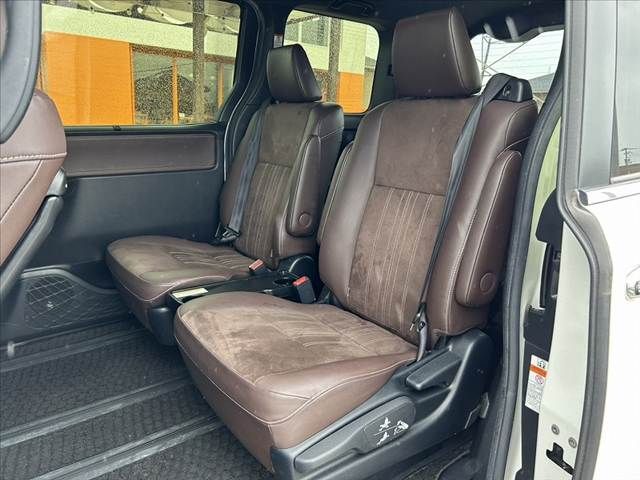 TOYOTA ESQUIRE HYBRID 2018