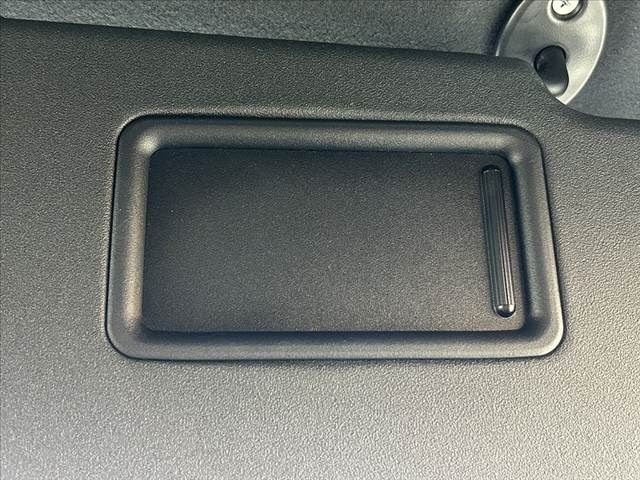 TOYOTA ESQUIRE HYBRID 2018