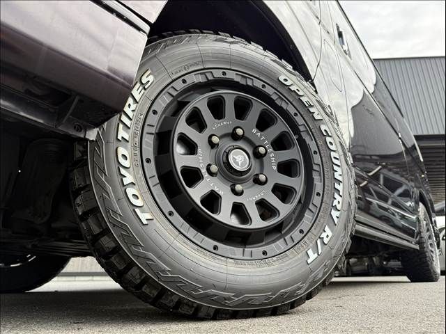 TOYOTA HIACE van 4WD 2019