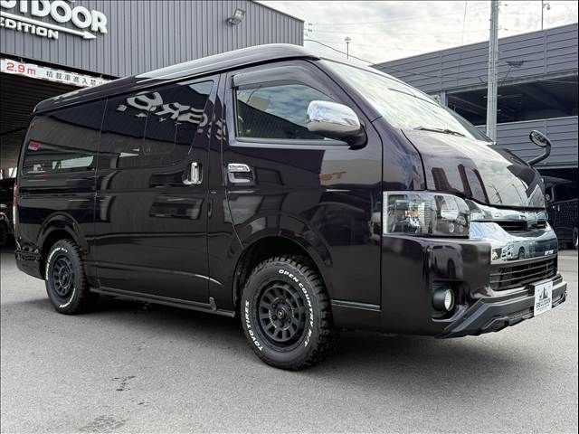TOYOTA HIACE van 4WD 2019
