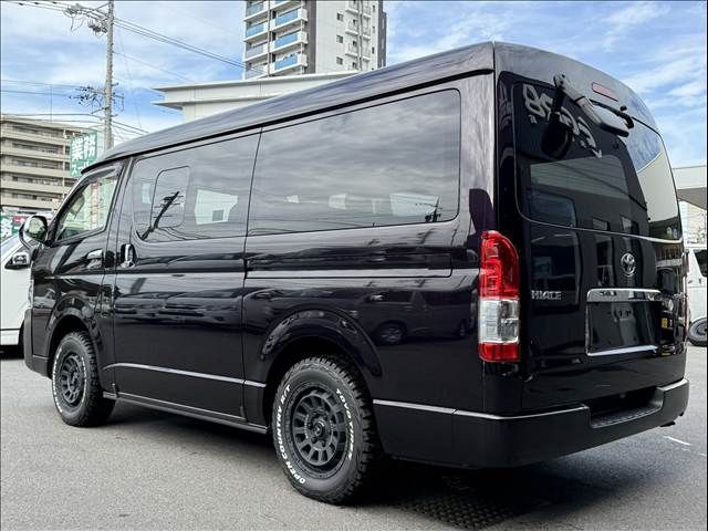 TOYOTA HIACE van 4WD 2019