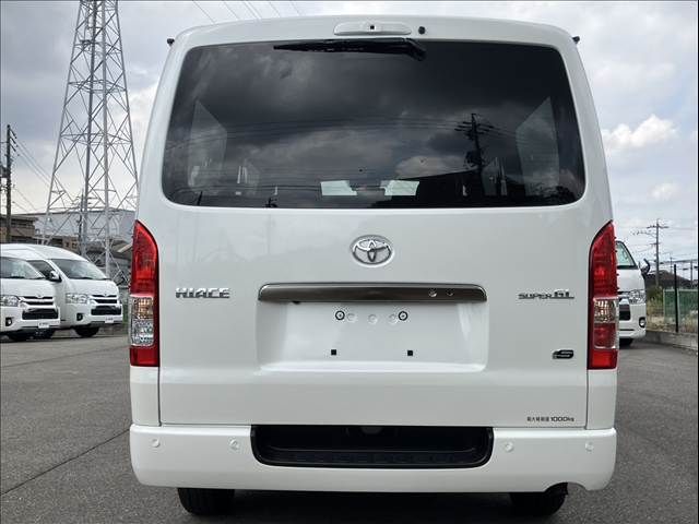 TOYOTA HIACE van 4WD 2025
