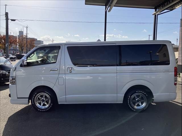 TOYOTA HIACE van 2WD 2022