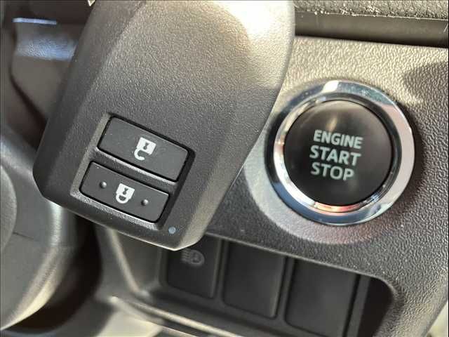 TOYOTA HIACE van 2WD 2022