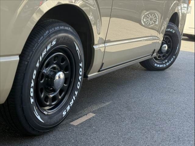 TOYOTA HIACE van 4WD 2025