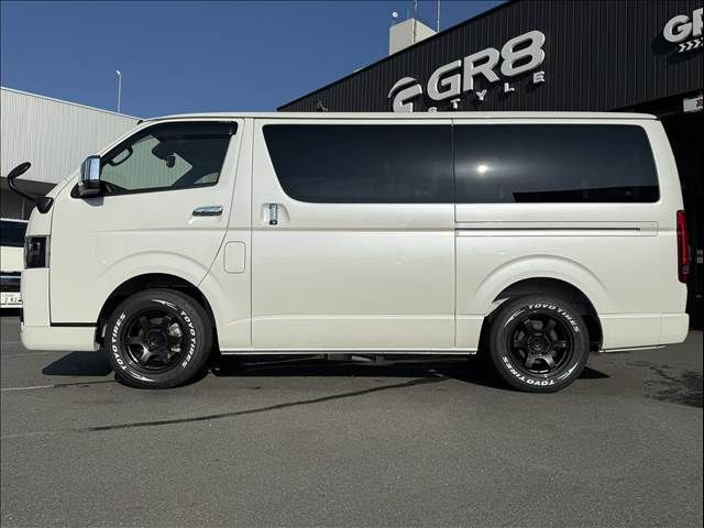 TOYOTA HIACE van 2WD 2025