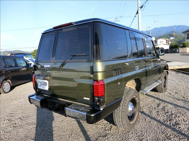 TOYOTA LANDCRUISER PRADO 1995