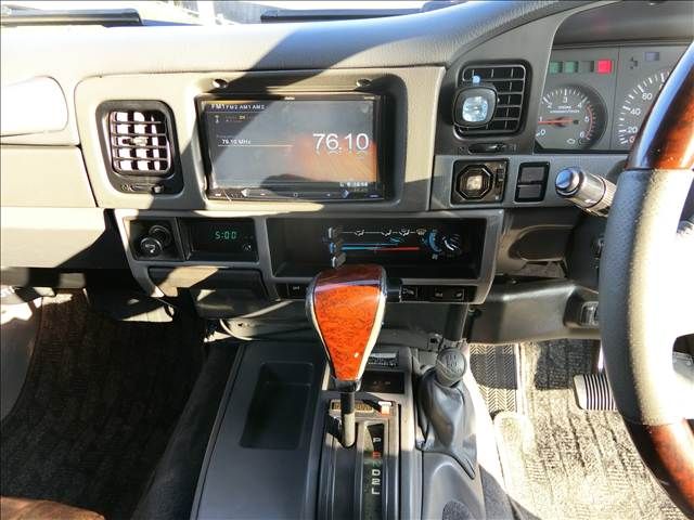 TOYOTA LANDCRUISER PRADO 1995