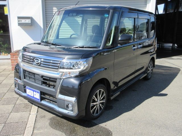 DAIHATSU TANTO CUSTOM 2019