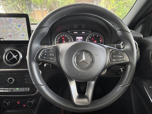 MERCEDES BENZ MERCEDES BENZ A class 2016