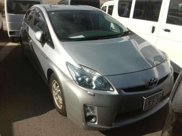 TOYOTA PRIUS 2010