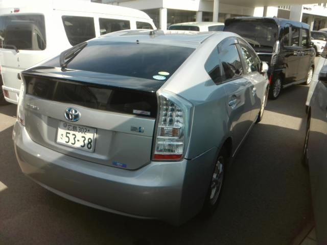 TOYOTA PRIUS 2010