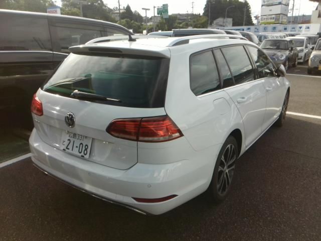 VOLKSWAGEN VOLKSWAGEN GOLF VARIANT 2019