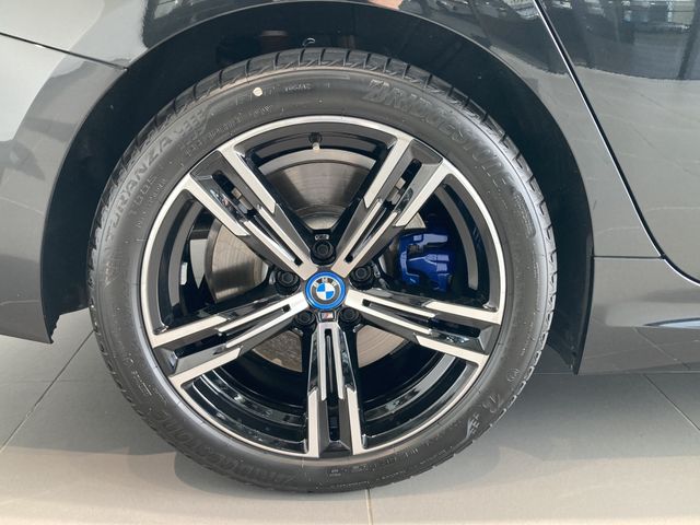 BMW BMW 3series sedan 2024