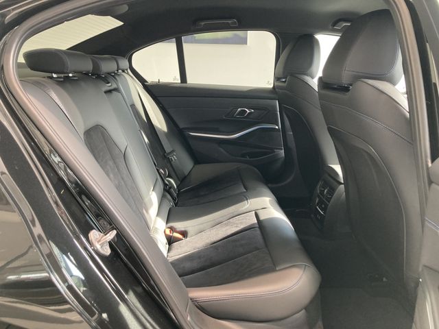 BMW BMW 3series sedan 2024