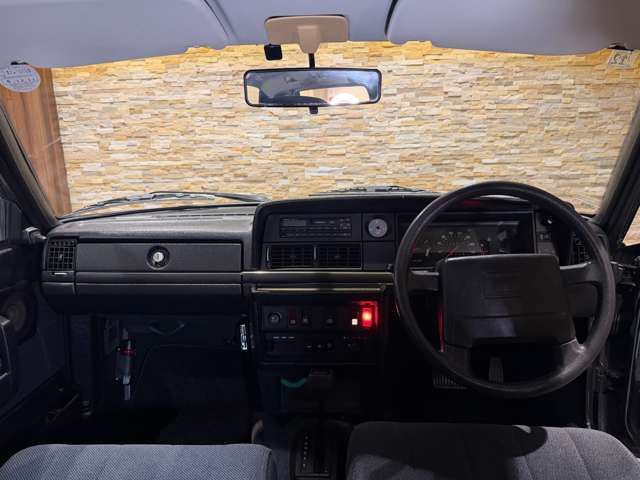 VOLVO VOLVO 240 sedan 1992