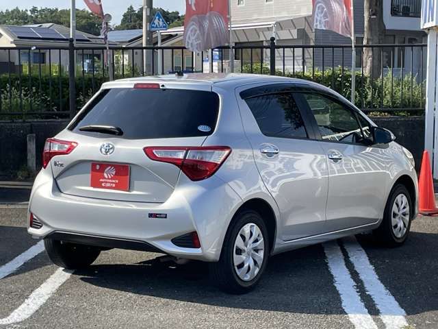 TOYOTA VITZ 2018