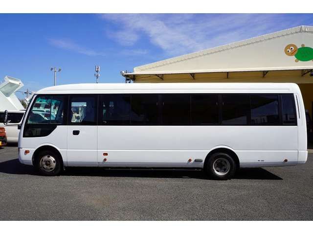 MITSUBISHI ROSA 2015