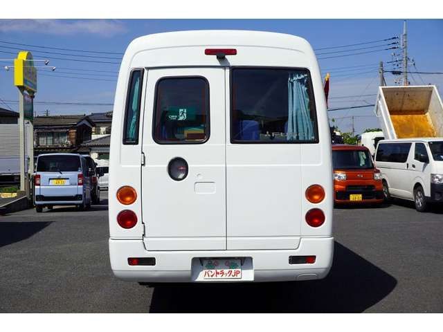 MITSUBISHI ROSA 2015