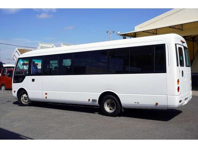 MITSUBISHI ROSA 2015