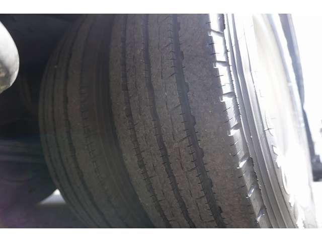 MITSUBISHI ROSA 2015