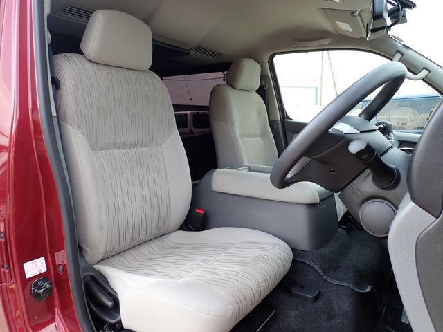 NISSAN NV350 CARAVAN WAGON 2019