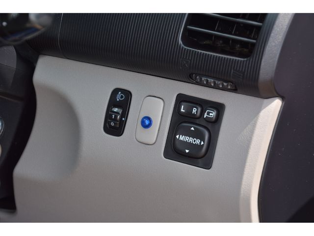 MITSUBISHI TRITON 2009