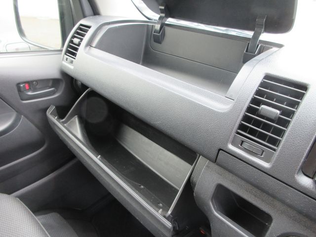 TOYOTA HIACE van 4WD 2020