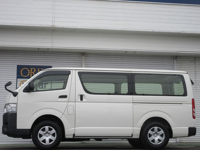 TOYOTA HIACE van 4WD 2020