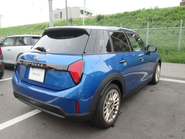 BMW MINI COOPER 5DOOR 2025