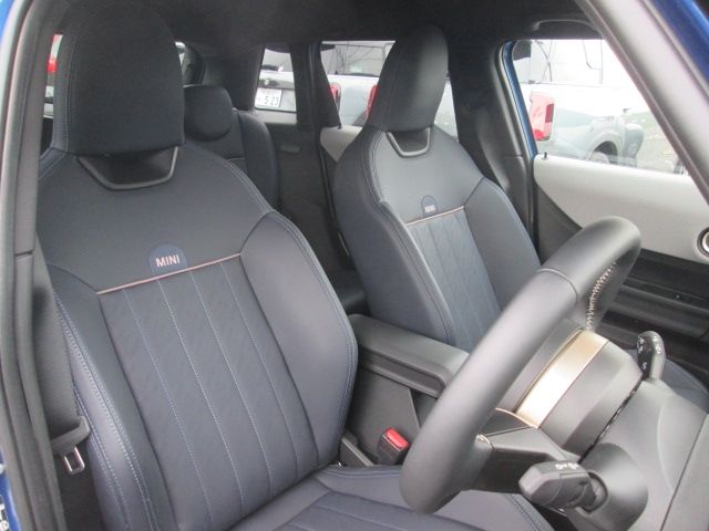 BMW MINI COOPER 5DOOR 2025