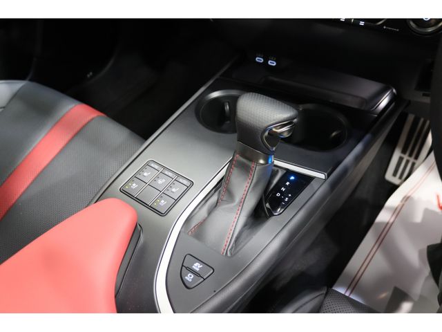 TOYOTA LEXUS UX250h AWD 2023