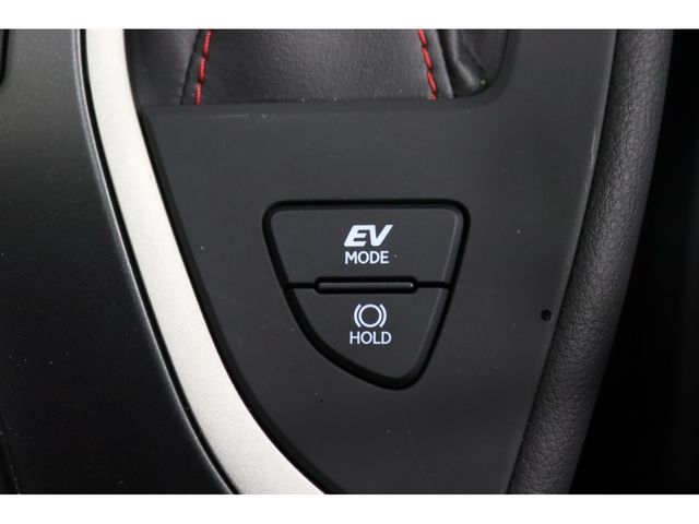 TOYOTA LEXUS UX250h AWD 2023