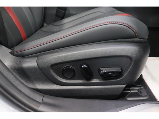 TOYOTA LEXUS UX250h AWD 2023