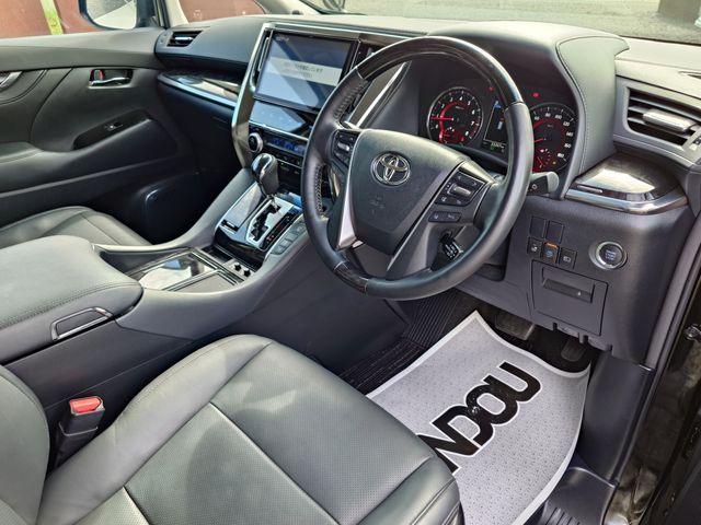 TOYOTA ALPHARD 2019