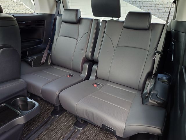 TOYOTA ALPHARD 2019