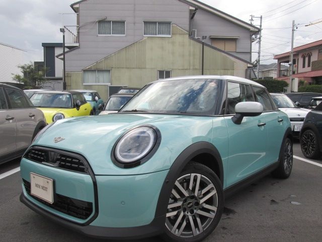 BMW MINI COOPER 5DOOR 2025