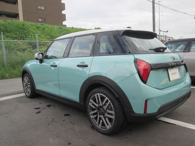 BMW MINI COOPER 5DOOR 2025
