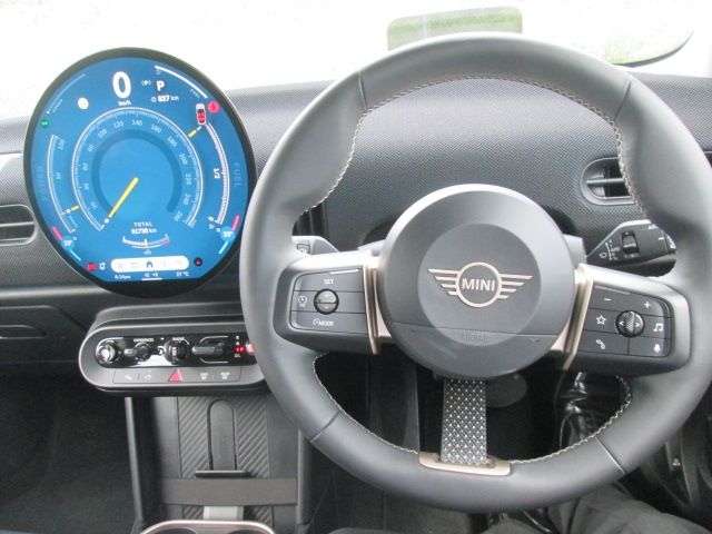 BMW MINI COOPER 5DOOR 2025