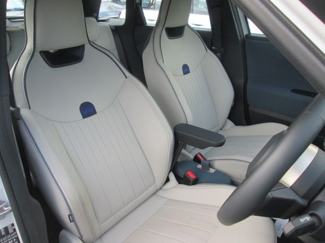 BMW MINI ACEMAN 2025