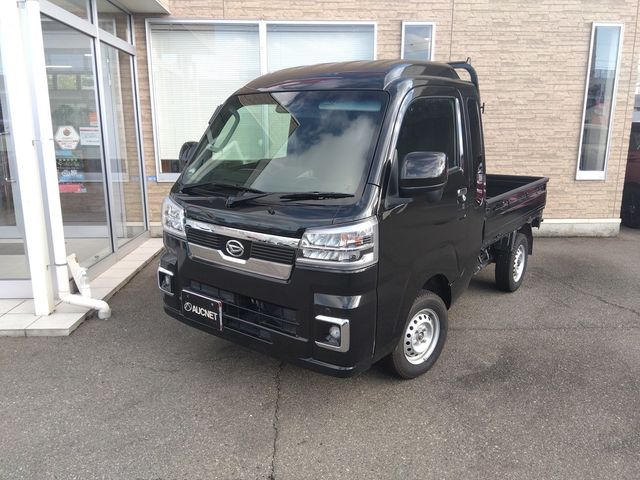 DAIHATSU HIJET truck 4WD 2024