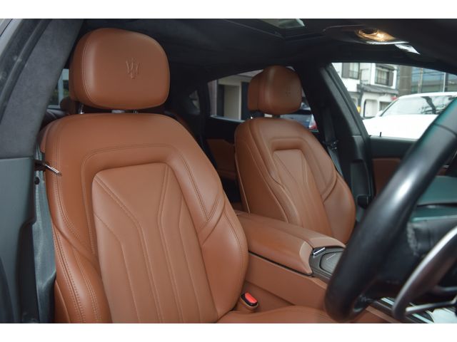 MASERATI MASERATI QUATTROPORTE 2016