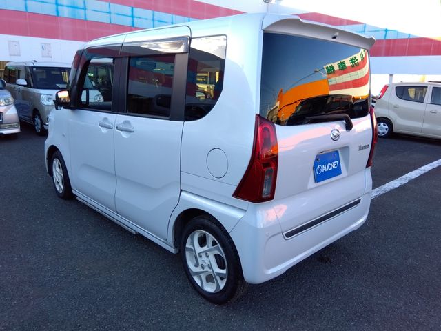 DAIHATSU TANTO 2021