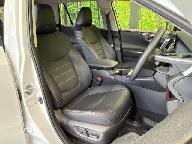 TOYOTA RAV4 4WD 2023